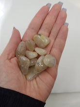 Load image into Gallery viewer, Rutilated Quartz