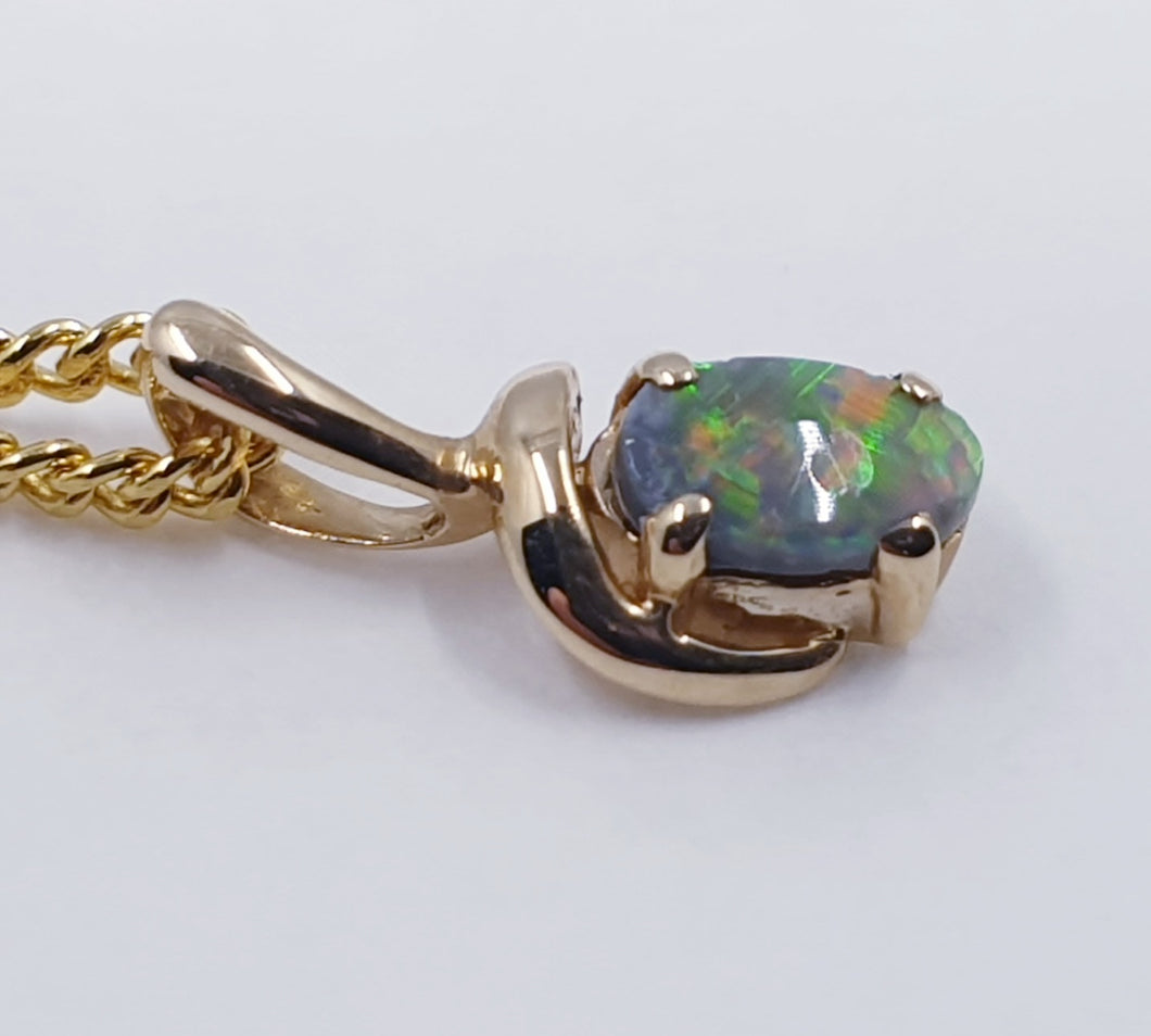 Australian Opal 14Kt Pendant