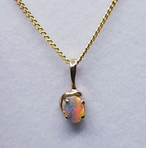 Australian Opal 14kt Pendant