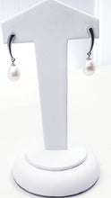 Load image into Gallery viewer, Sterling Silver Fresh Water Pearl Earrings
