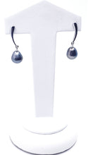 Load image into Gallery viewer, Sterling Silver Fresh Water Pearl Earrings
