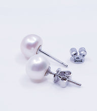 Load image into Gallery viewer, Sterling Silver Fresh Water Pearl Studs
